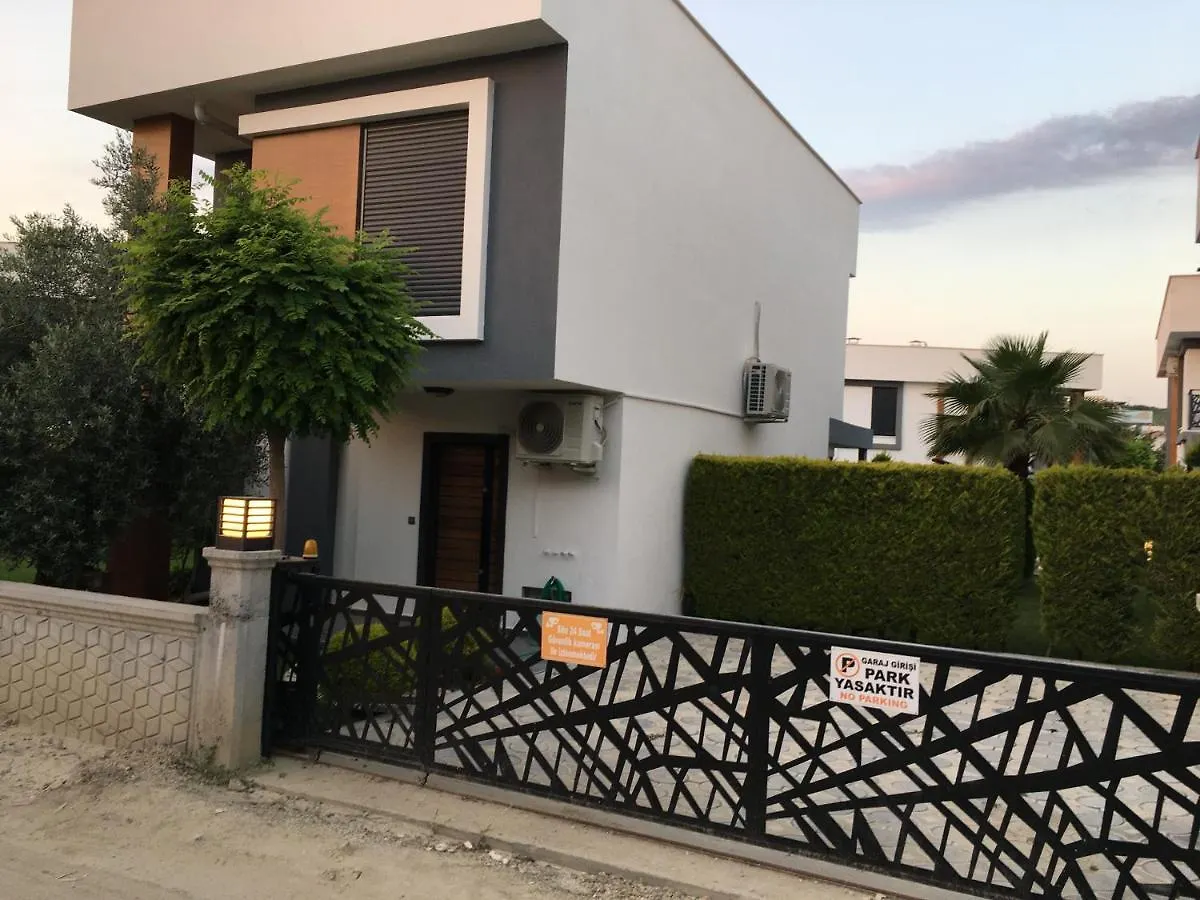 Villa Bozay Evinizdeki Rahatlik Huzurlusakin Tatil Kusadası