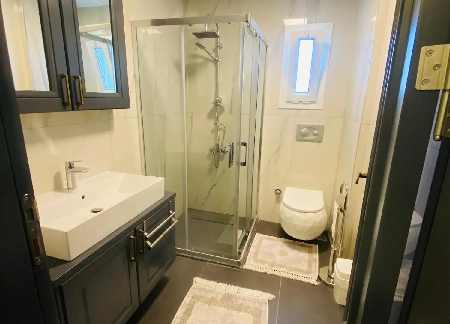 Villa Bozay Evinizdeki Rahatlik Huzurlusakin Tatil Kusadası